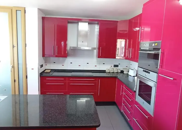 Ensan Ciprian Con Vistas Al Mar