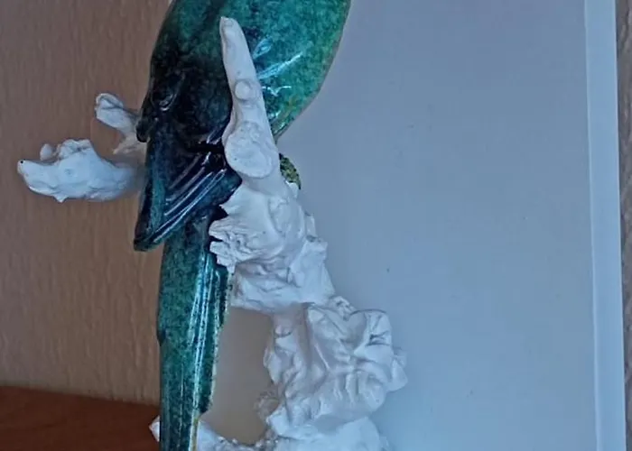 Ensan Ciprian Con Vistas Al Mar *